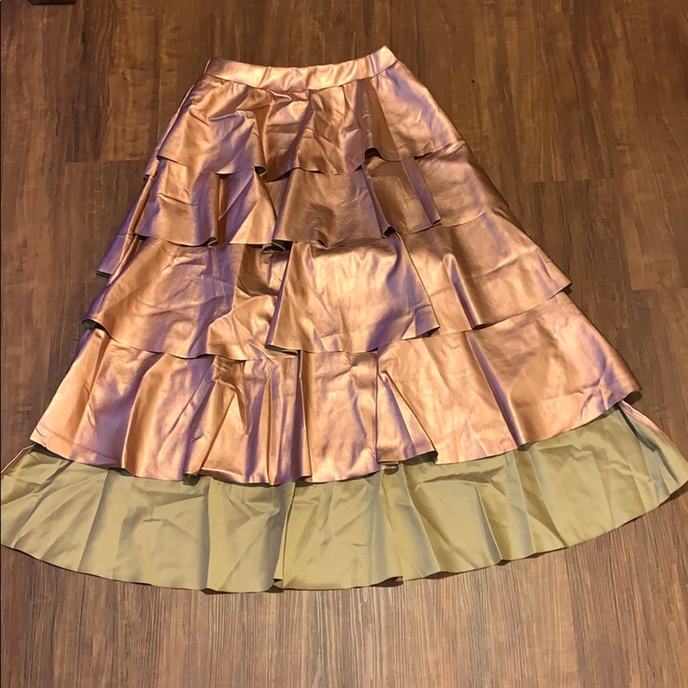 Bronze Layer Skirt